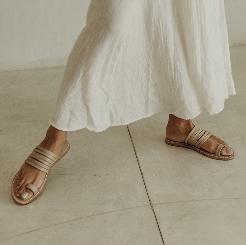 byJAMES Ladies Nude Soft Leather Sandals, Size 10